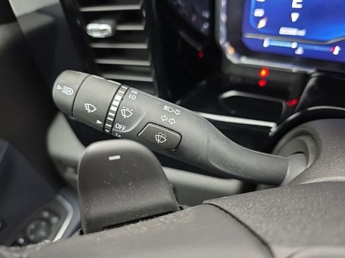 Used 2023 Chevrolet Silverado 1500 High Country w/ High Country Premium Package image 30