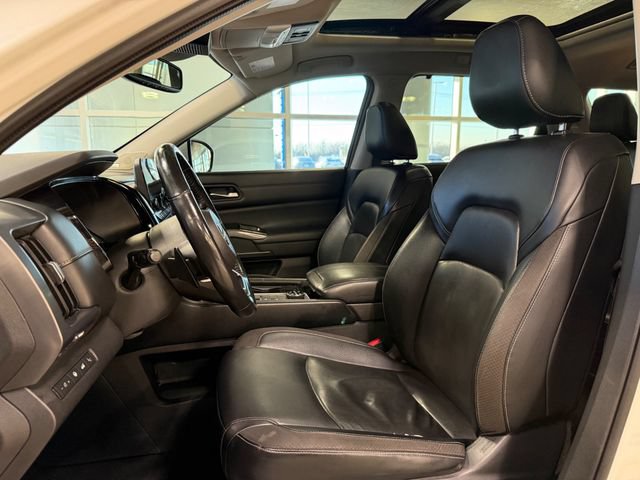 Used 2022 Nissan Pathfinder SL AWD/4WD image 20