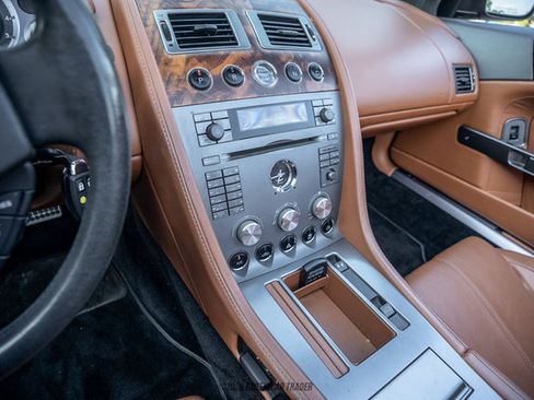 Used 2008 Aston Martin DB9 Volante RWD image 29
