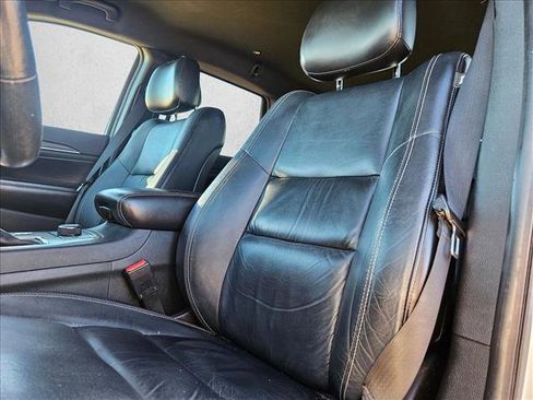 Used 2016 Jeep Grand Cherokee Limited image 10