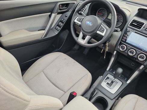 Used 2018 Subaru Forester 2.5i Premium w/ All-Weather Package image 16