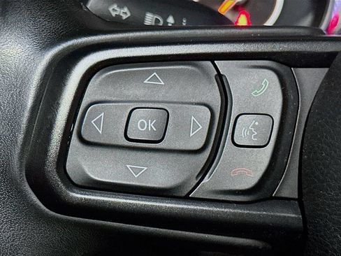 Used 2018 Jeep Wrangler Unlimited Sport S AWD/4WD image 35