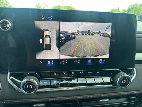 Used 2024 Chevrolet Colorado Z71 w/ LPO, Dark Essentials Package AWD/4WD image 19
