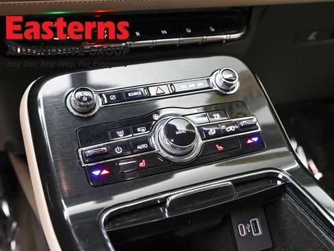 Used 2022 Lincoln Nautilus AWD w/ Premium Package image 13