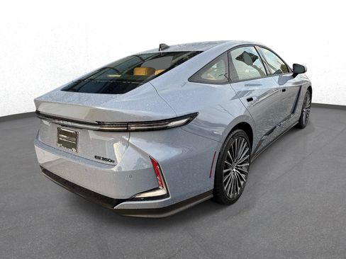 Used 2026 Lexus ES 350e w/ Convenience Package FWD image 3
