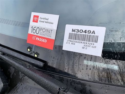 Used 2024 Toyota Prius LE image 37