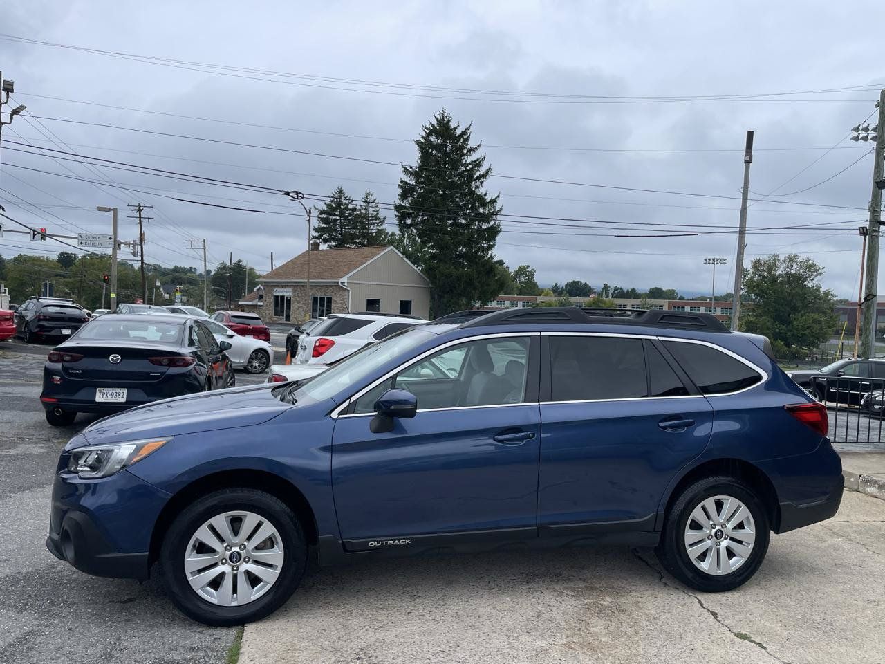 Used 2019 Subaru Outback 2.5i Premium AWD/4WD image 7