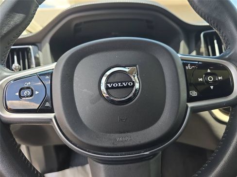 Used 2021 Volvo XC60 T5 Inscription w/ Advanced Package FWD image 25