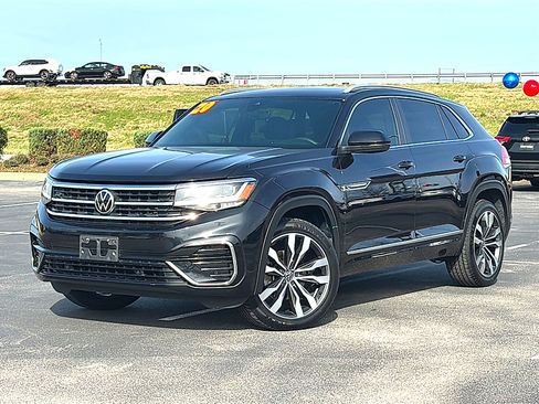 Used 2020 Volkswagen Atlas Cross Sport SEL R-Line image 2