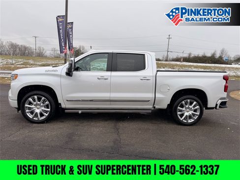 Used 2025 Chevrolet Silverado 1500 High Country w/ High Country Premium Package image 8