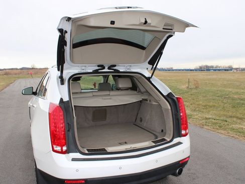 Used 2015 Cadillac SRX Luxury w/ Driver Awareness Package image 37