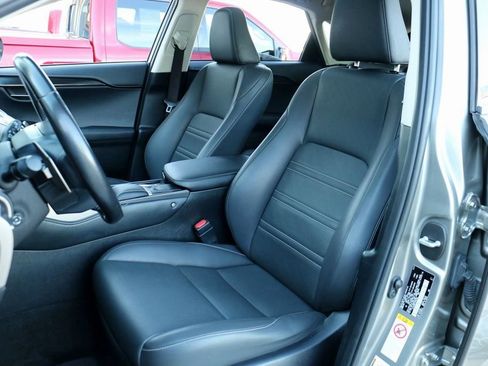 Used 2018 Lexus NX 300 FWD image 18