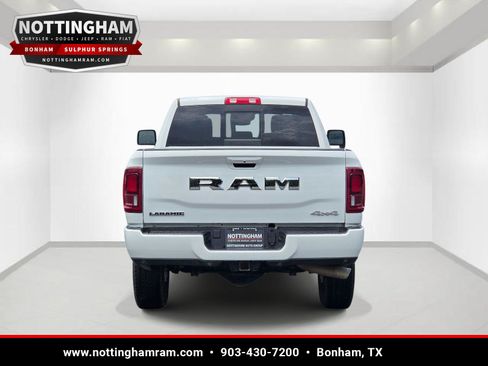 Used 2026 RAM 2500 Laramie AWD/4WD image 5
