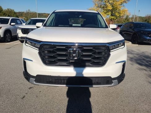 New 2025 Honda Pilot EX-L image 2