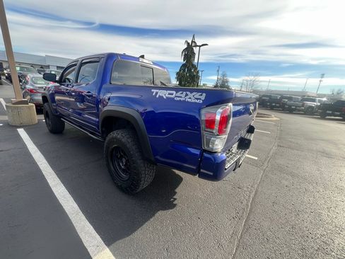 Used 2023 Toyota Tacoma TRD Off-Road image 4