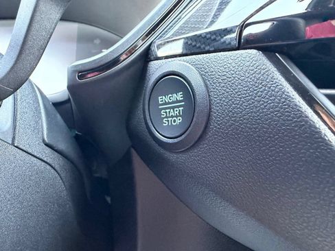 Used 2024 Ford Escape ST-Line AWD/4WD image 25