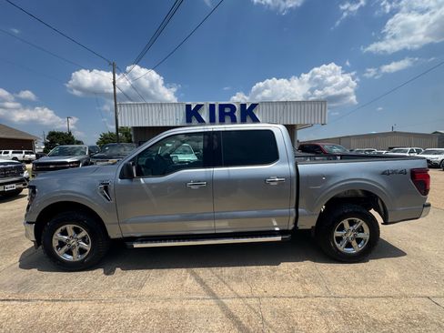 Used 2025 Ford F150 XLT w/ Equipment Group 301A Standard AWD/4WD image 2