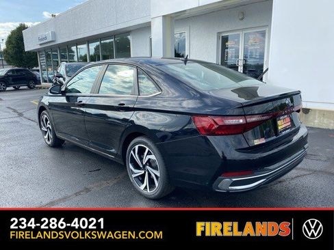 New 2026 Volkswagen Jetta SEL image 11