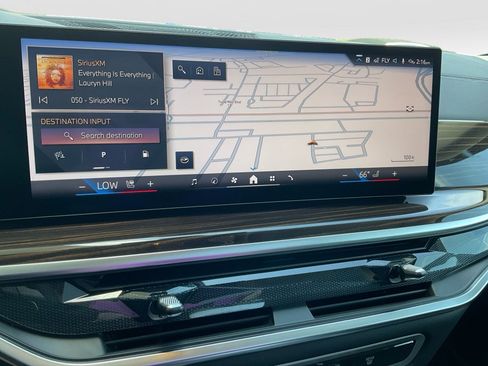 New 2026 BMW X7 xDrive40i AWD/4WD image 17