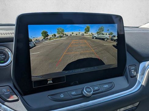 Used 2025 Chevrolet Blazer LT FWD image 14