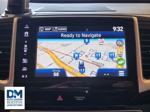 Used 2018 Honda Pilot Touring image 23