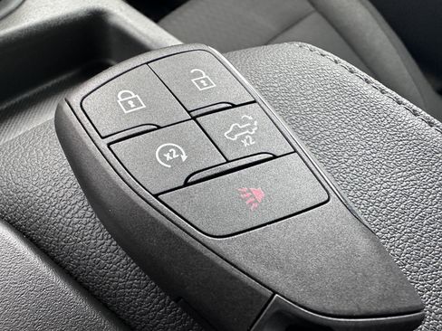 Used 2023 Chevrolet Silverado 1500 LT image 18