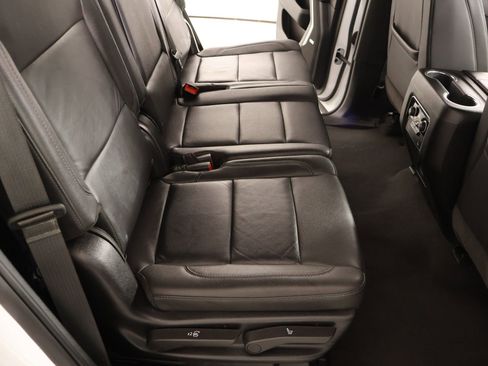 Used 2024 Chevrolet Tahoe LT AWD/4WD image 15