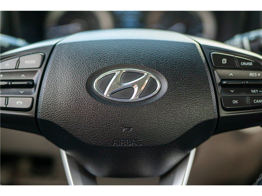Used 2020 Hyundai Venue SEL w/ Convenience + Premium Package FWD image 43