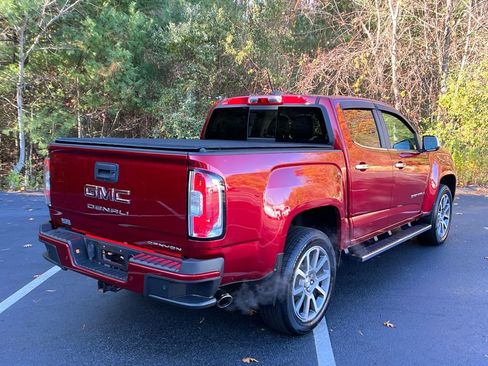 Used 2021 GMC Canyon Denali image 5