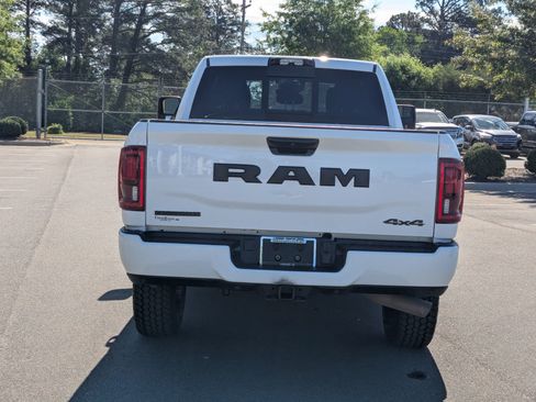 Used 2025 RAM 3500 Big Horn AWD/4WD image 5