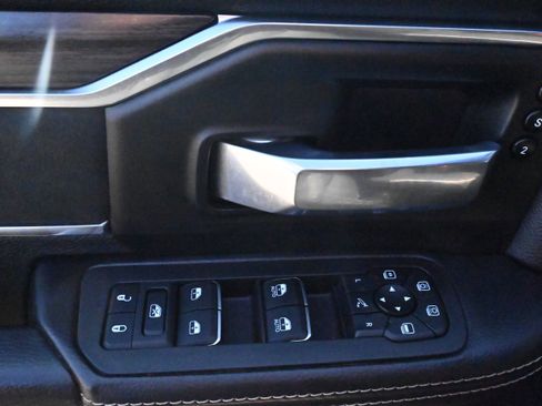 Used 2025 RAM 3500 Laramie w/ Night Edition image 29