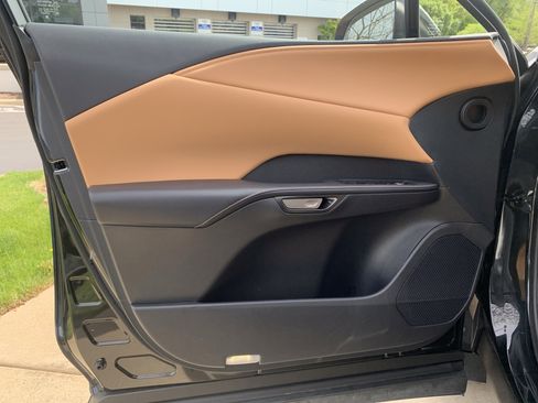 Used 2025 Lexus RX 350 Premium w/ Accessory Package (Z1) image 14