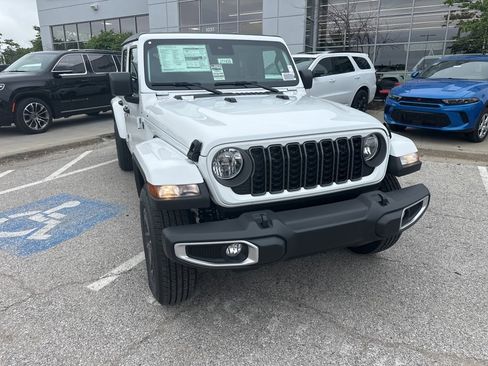 New 2025 Jeep Gladiator Sport image 8
