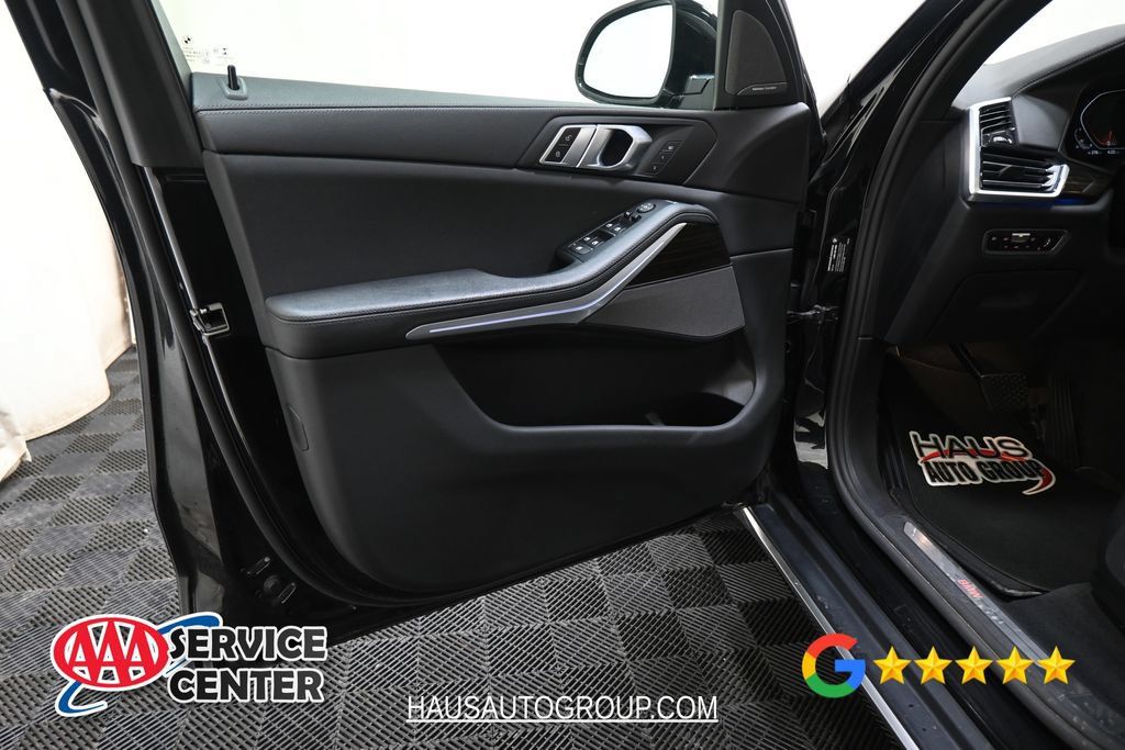Used 2021 BMW X5 xDrive40i w/ Premium Package AWD/4WD image 24