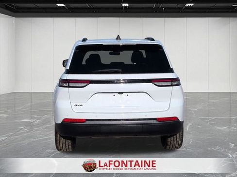 New 2026 Jeep Grand Cherokee Limited w/ Limited Altitude Package image 4