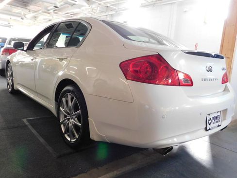 Used 2012 INFINITI G37 x Sedan w/ Premium Pkg AWD/4WD image 2