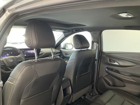 New 2026 Buick Envista Avenir image 13