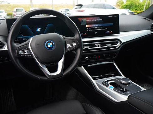 Used 2023 BMW i4 eDrive35 w/ Premium Package RWD image 21