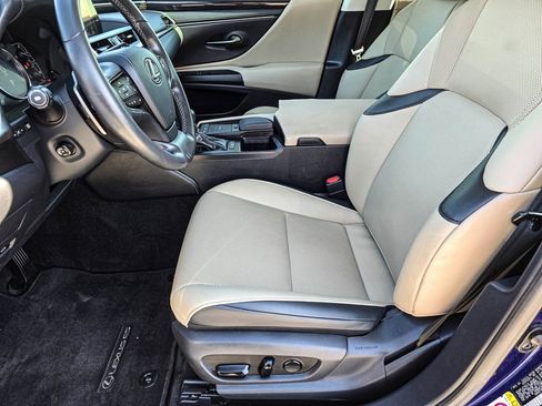 Used 2019 Lexus ES 350 w/ Premium Package image 13