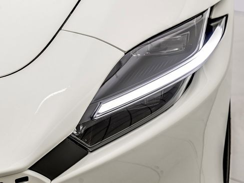 Certified 2025 Ferrari Roma Spider image 27