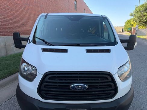 Used 2019 Ford Transit 150 130 Low Roof RWD image 5