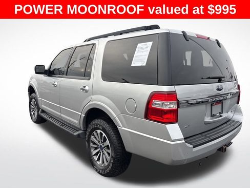Used 2017 Ford Expedition XLT image 3