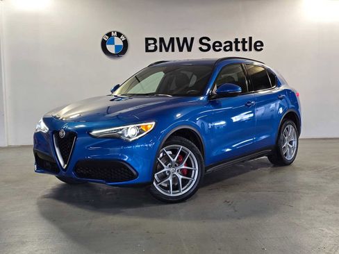 Used 2018 Alfa Romeo Stelvio Ti Sport image 1