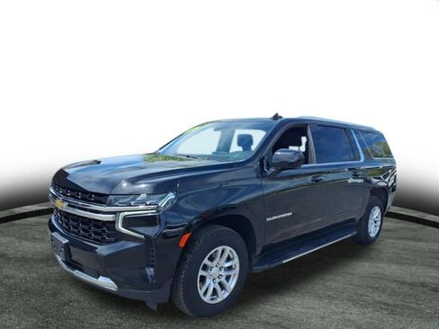 Used 2022 Chevrolet Suburban LS AWD/4WD image 2