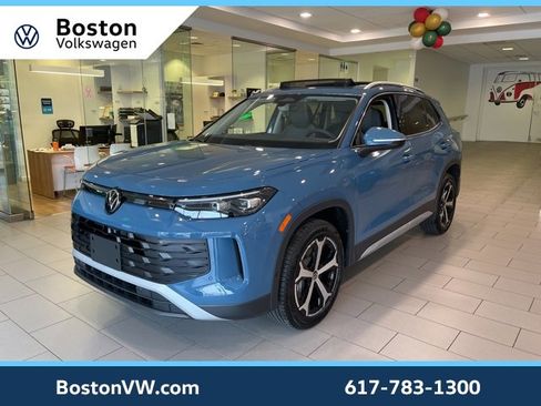New 2026 Volkswagen Tiguan SE image 1
