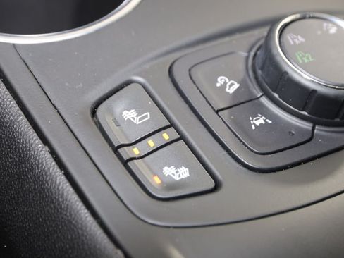 Used 2018 GMC Terrain SLT w/ Preferred Package AWD/4WD image 8