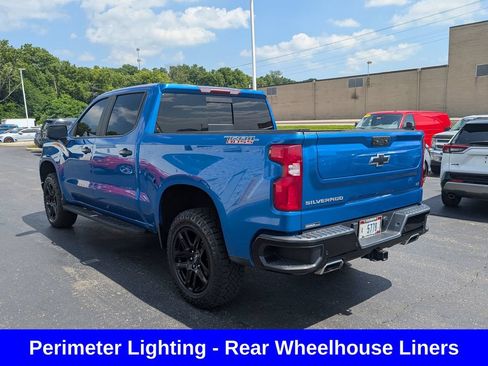 Used 2022 Chevrolet Silverado 1500 LT Trail Boss w/ LT Trail Boss Premium Package AWD/4WD image 7