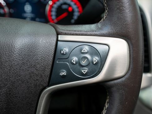 Used 2016 GMC Yukon Denali w/ Open Road Package image 27