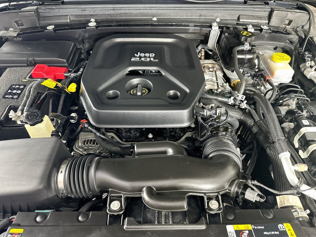 Used 2023 Jeep Wrangler Unlimited Sport AWD/4WD image 36