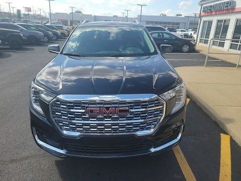 Used 2024 GMC Terrain Denali w/ Black Diamond Edition image 2
